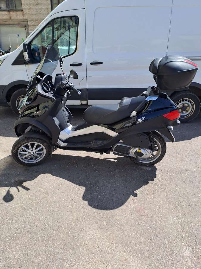 Piaggio MP3 300cc, tricikli