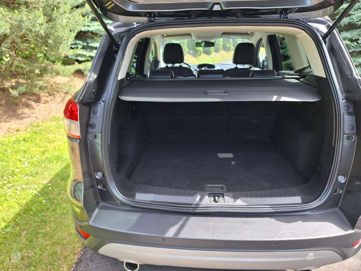 Ford Kuga, 2.0 l., off-road / crossover