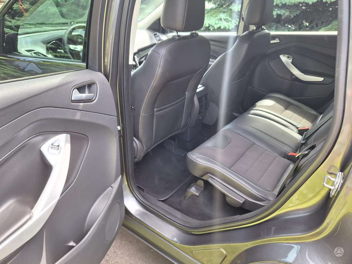 Ford Kuga, 2.0 l., off-road / crossover