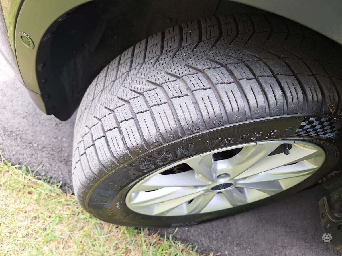 Ford Kuga, 2.0 l., off-road / crossover