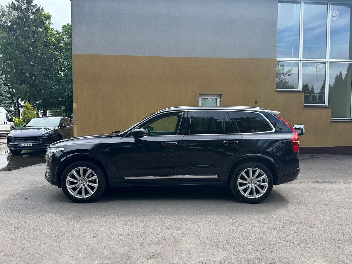 Volvo XC90 - 6