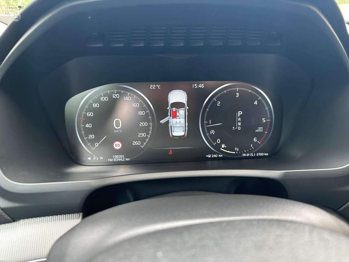 Volvo XC90 - 10