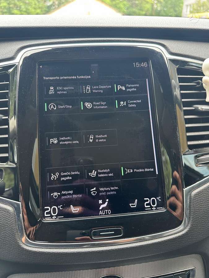 Volvo XC90 - 11