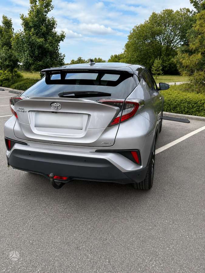 Toyota C-HR - 4