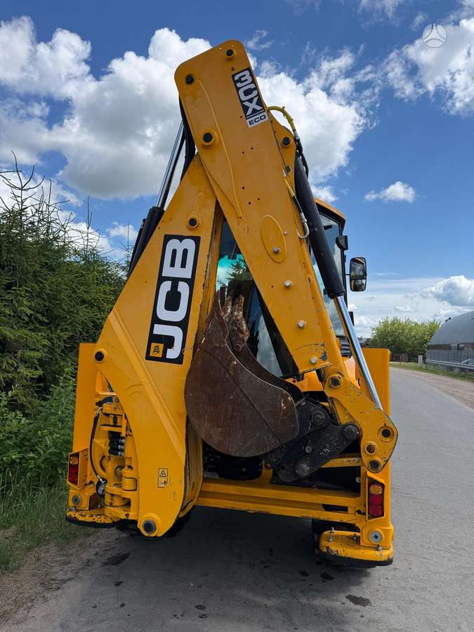 JCB 3CX, excavator loader