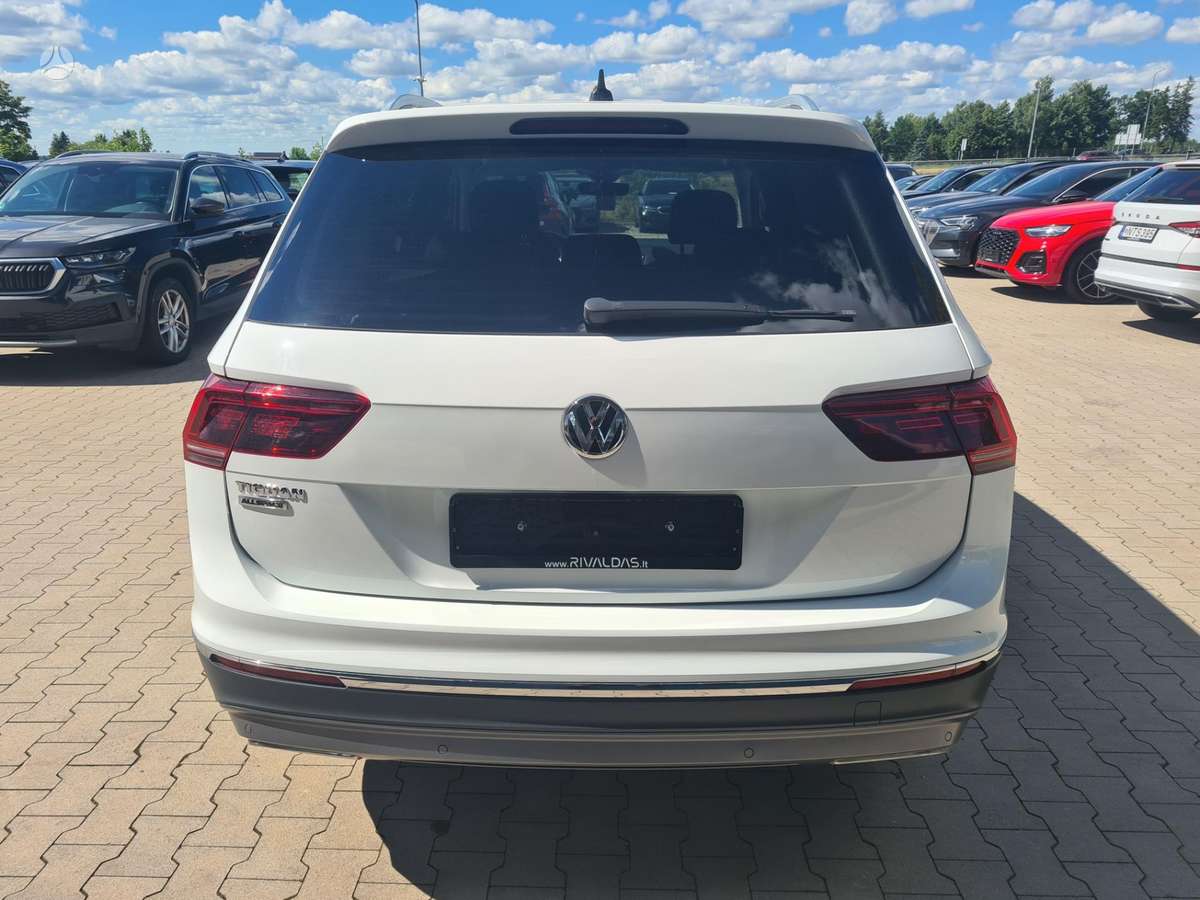 Volkswagen Tiguan Allspace - 7