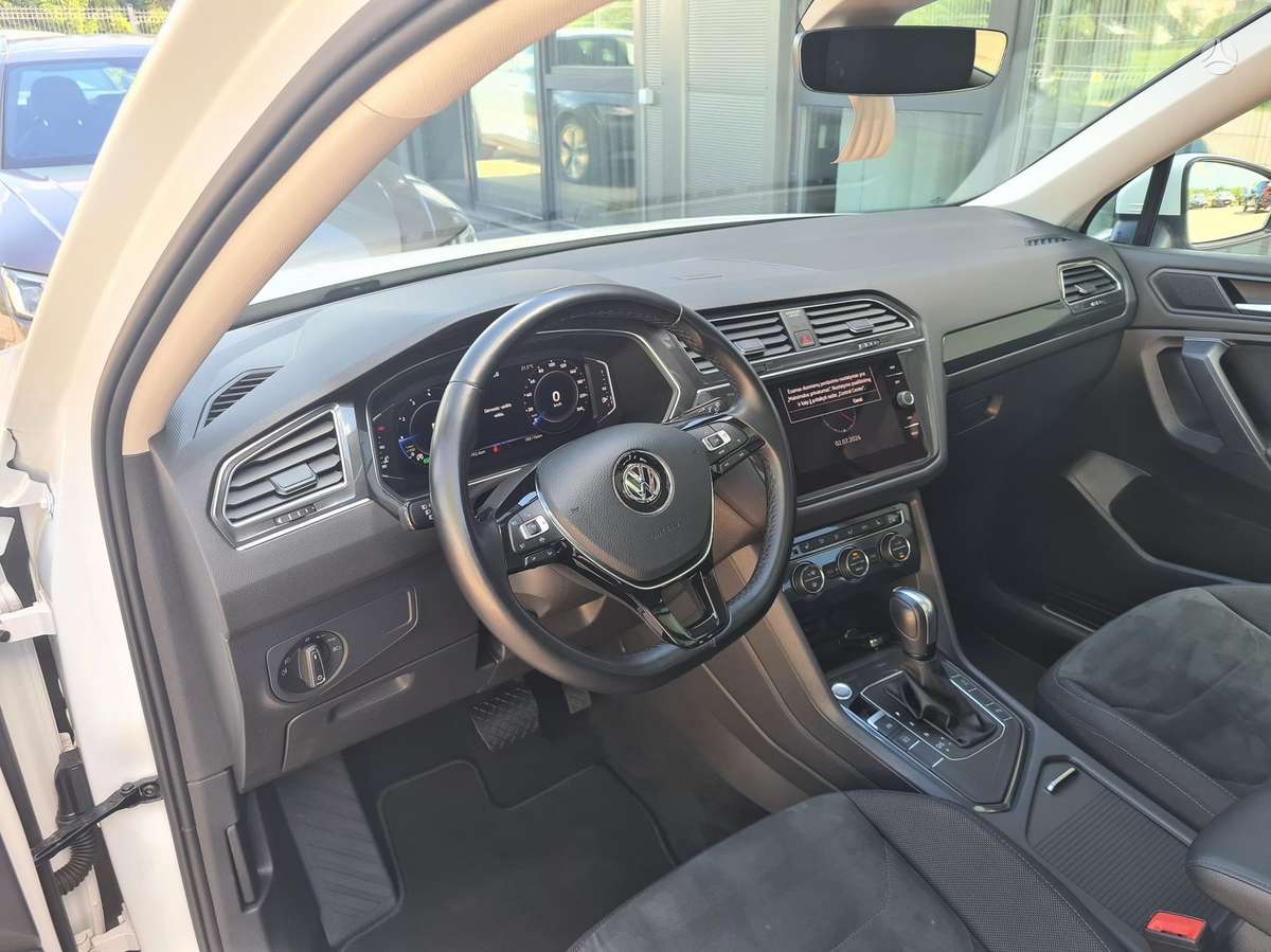 Volkswagen Tiguan Allspace - 12
