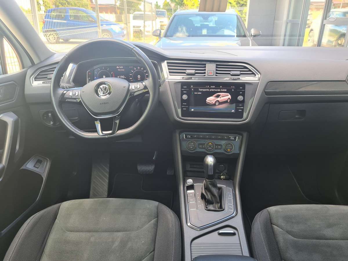 Volkswagen Tiguan Allspace - 11