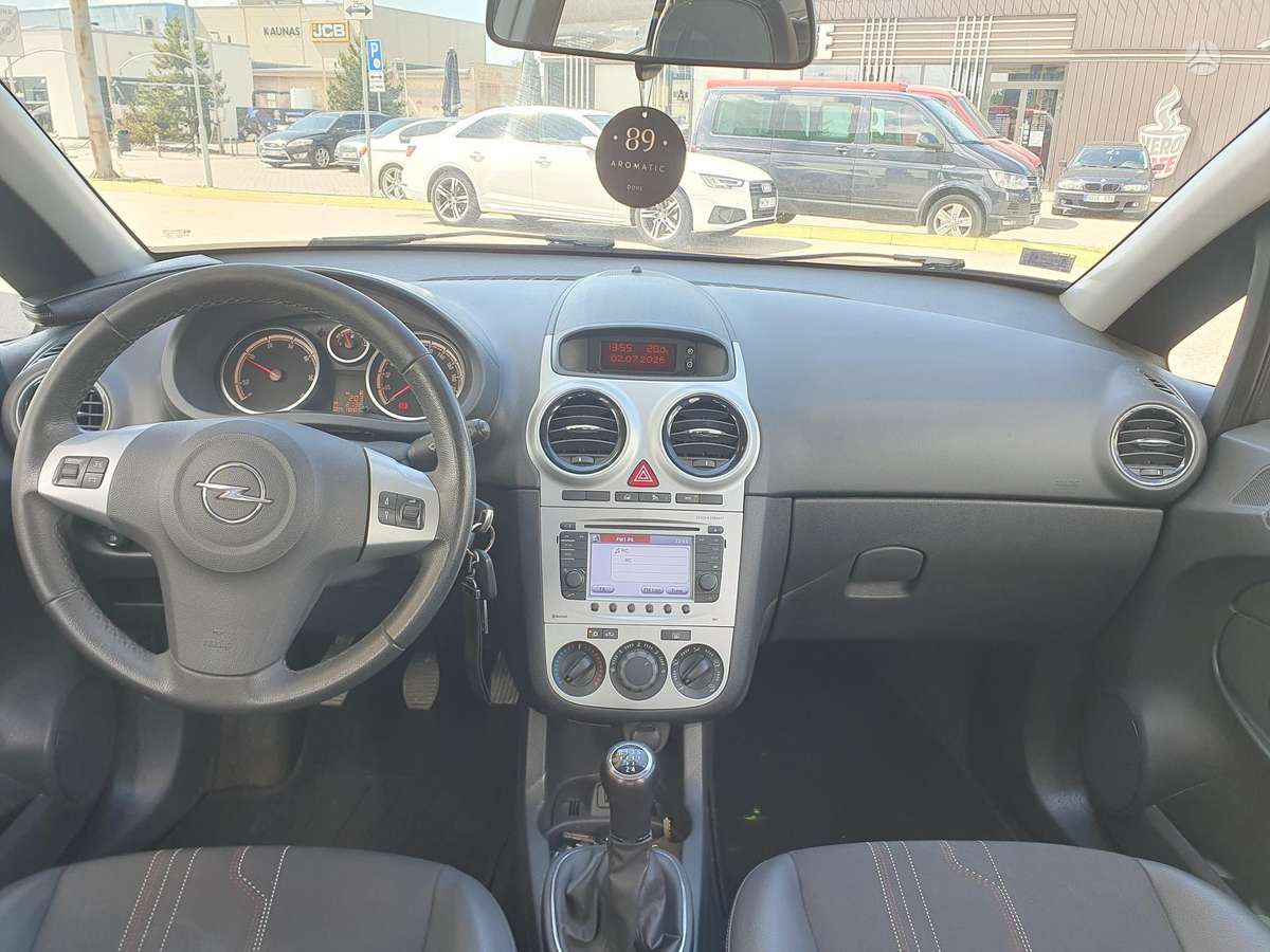 Opel Corsa, 1.3 l., Хэтчбек