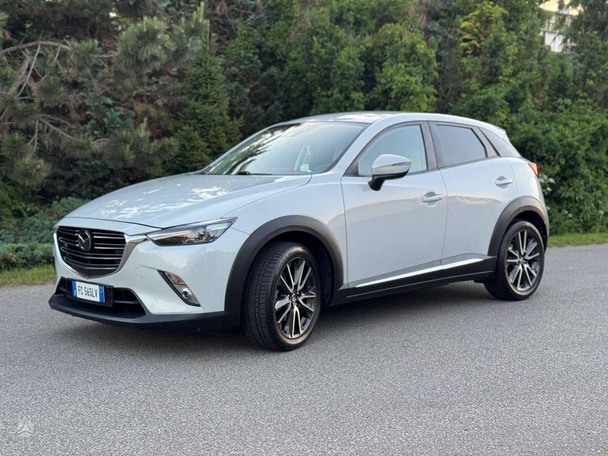 Mazda CX-3, 1.5 l., Хэтчбек