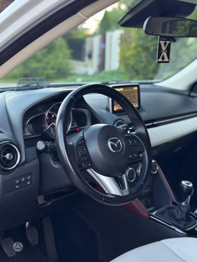 Mazda CX-3, 1.5 l., Хэтчбек