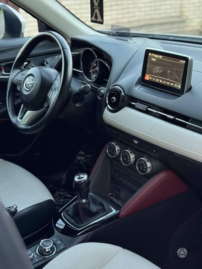 Mazda CX-3, 1.5 l., hatchback