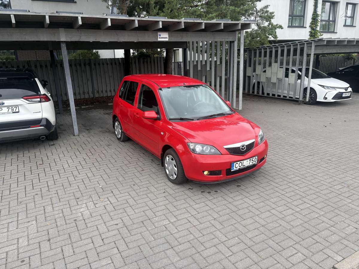Mazda 2, 1.4 l., Хэтчбек