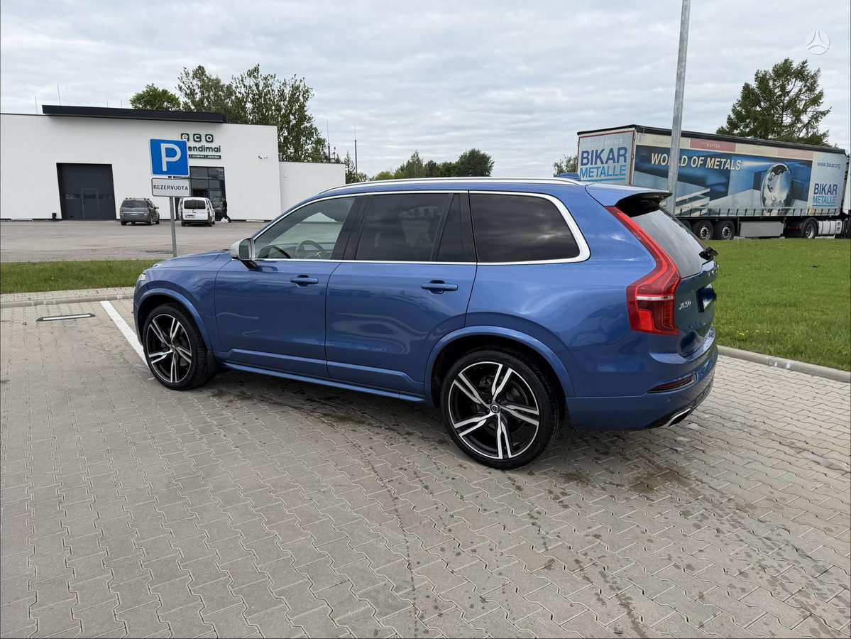 Volvo XC90 - 3