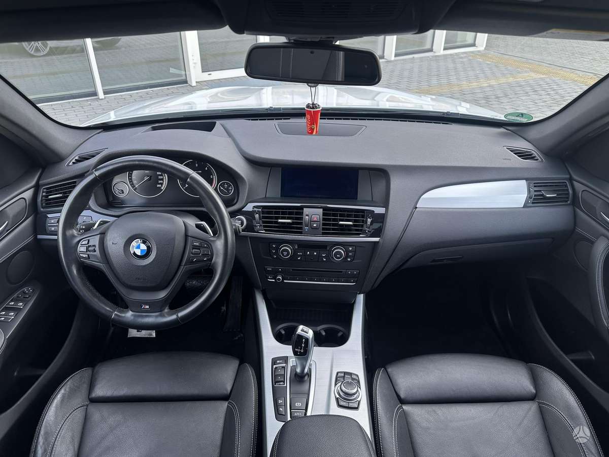 BMW X3, 3.0 l., off-road / crossover