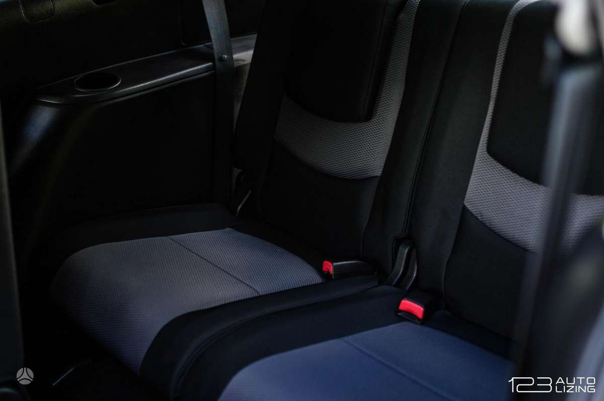 Mazda 5, 2.0 l., mpv / minivan