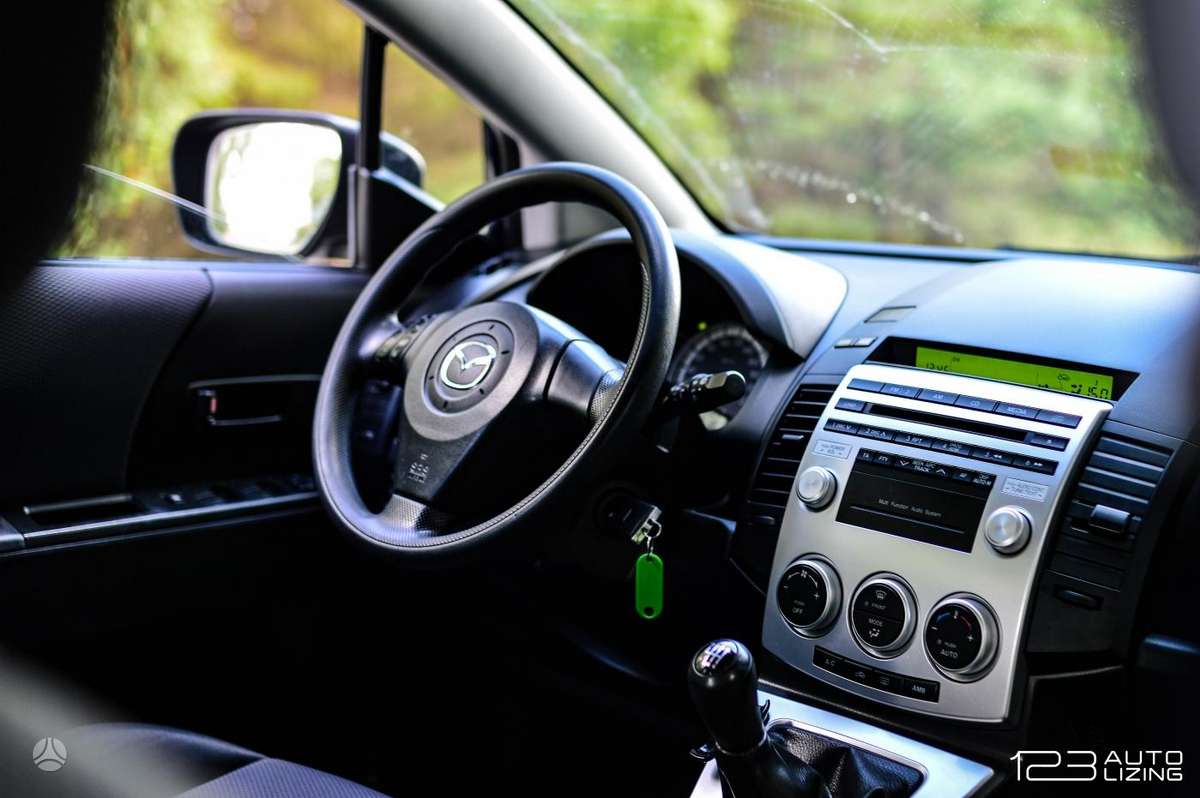 Mazda 5, 2.0 l., Минивэн