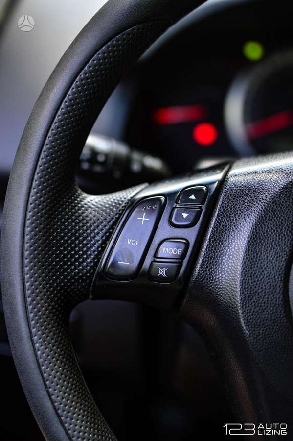 Mazda 5, 2.0 l., Минивэн