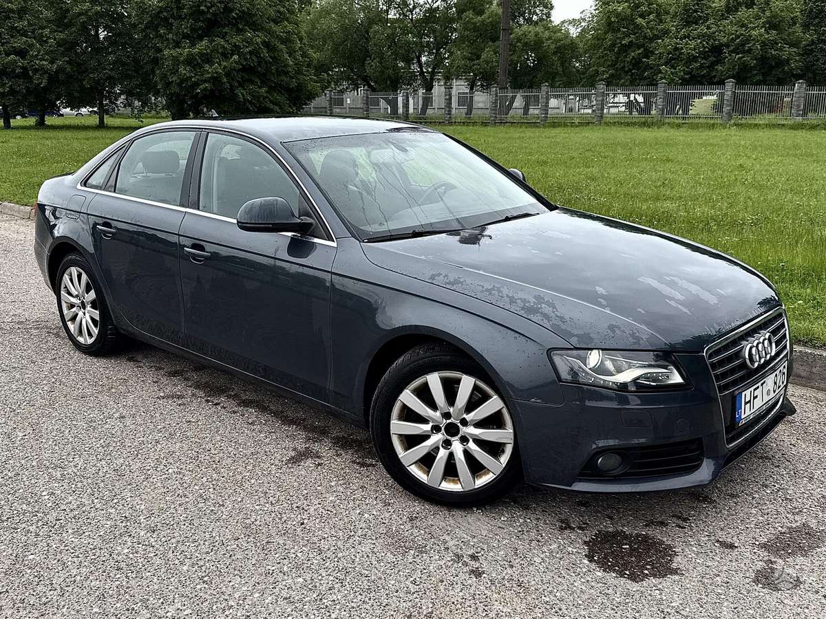 Audi A4, 2.7 l., Седан