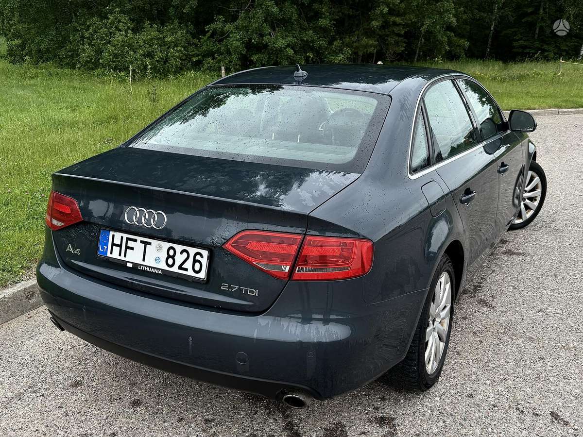Audi A4, 2.7 l., Седан