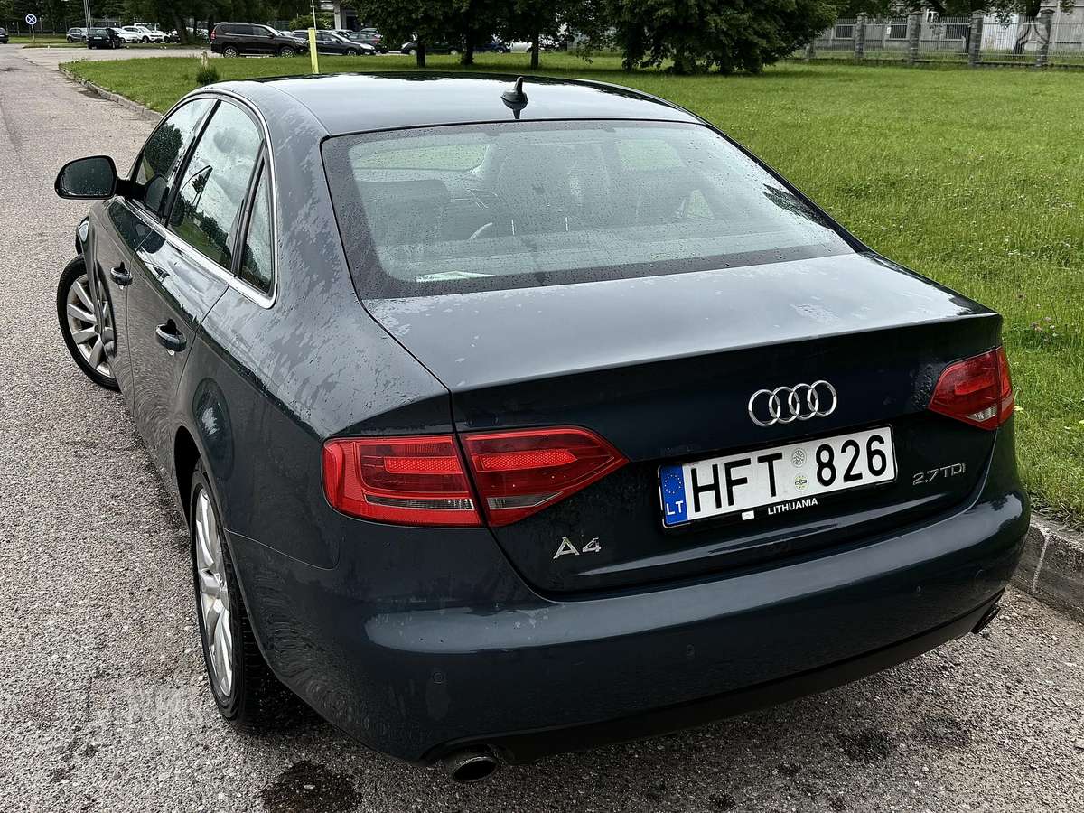 Audi A4, 2.7 l., Седан