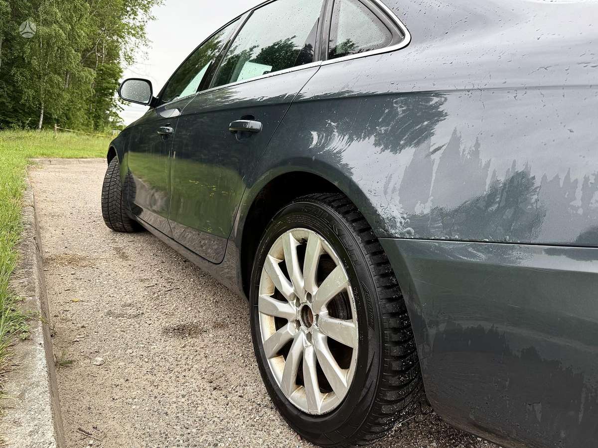 Audi A4, 2.7 l., Седан