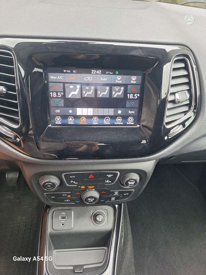 Jeep Compass, 1.6 l., Внедорожник / Кроссовер