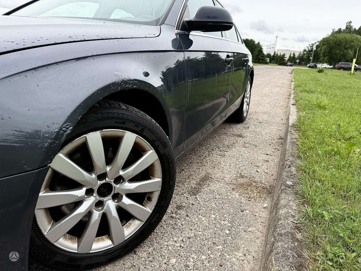 Audi A4, 2.7 l., Седан