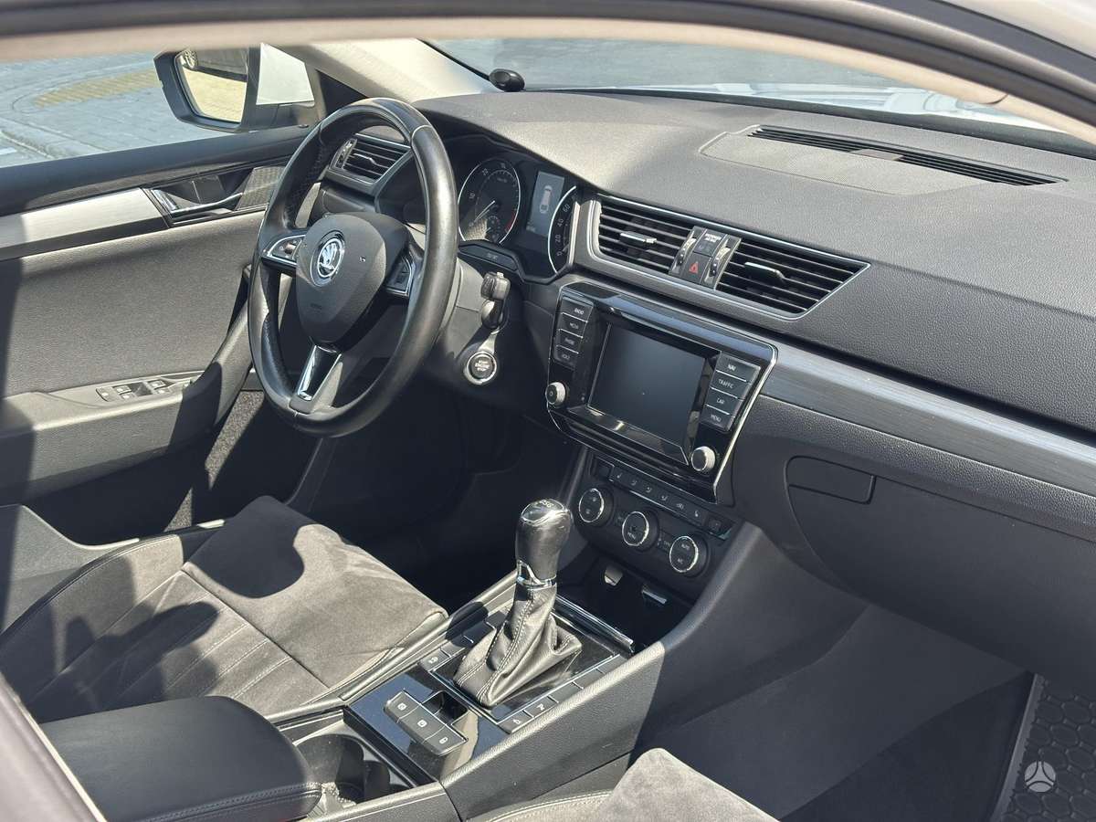 Skoda Superb, 2.0 l., hatchback