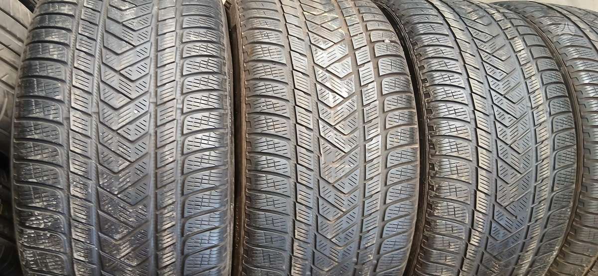 Pirelli, зимние 295/45 R19