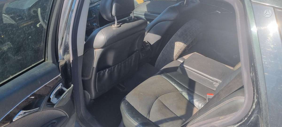 Mercedes-Benz E320, 3.2 l., Универсал