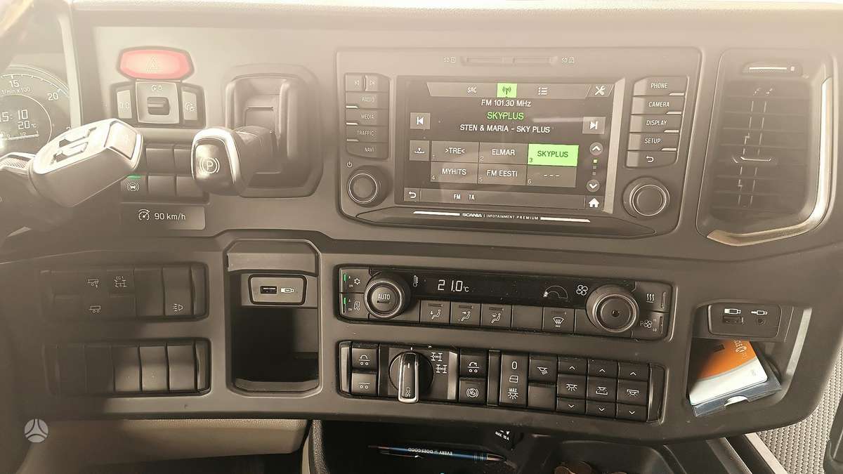 Scania R500XT 6x4 retarder + hydro, single sleeper