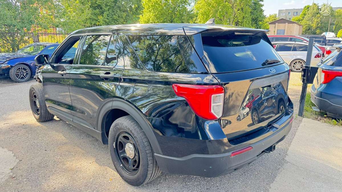 Ford Explorer, 3.0 l., off-road / crossover