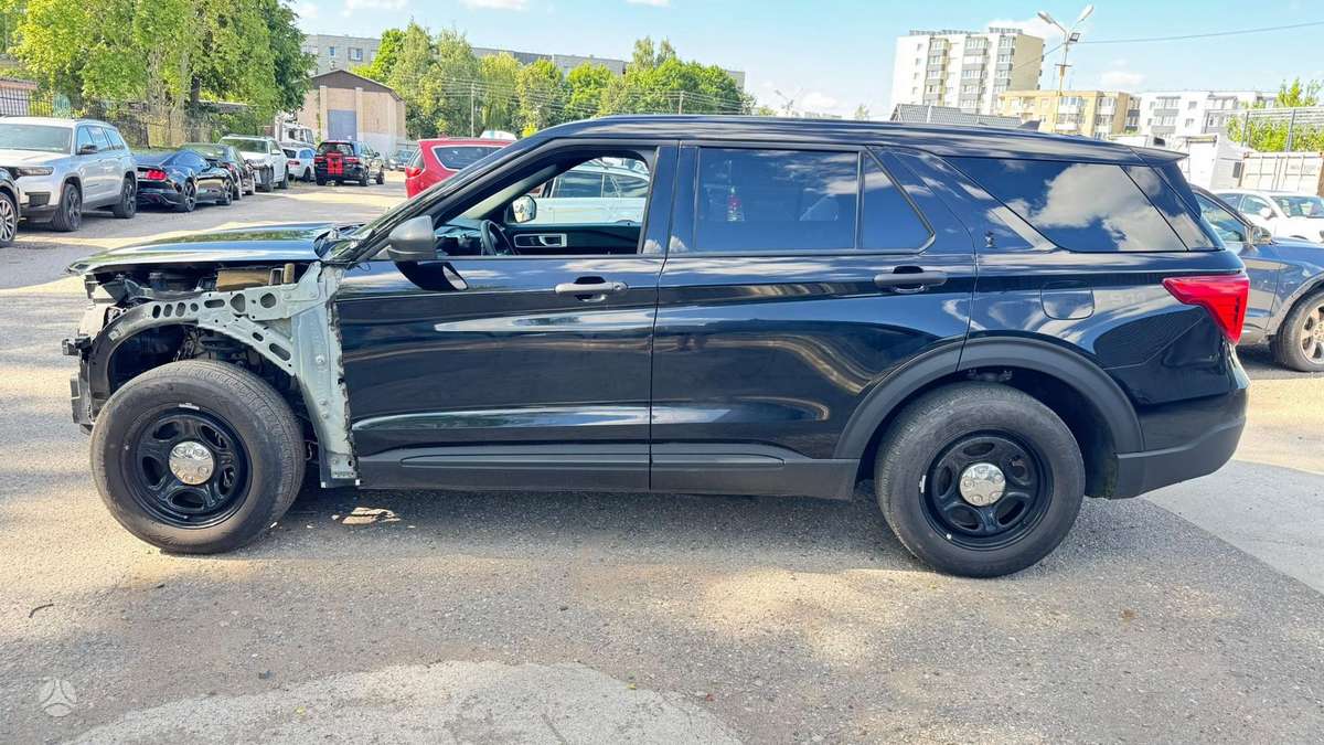 Ford Explorer, 3.0 l., off-road / crossover