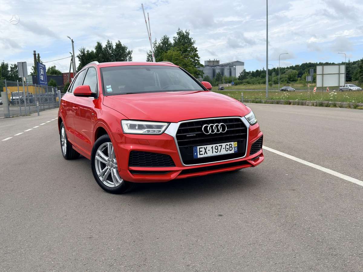 Audi Q3, 2.0 l., Минивэн