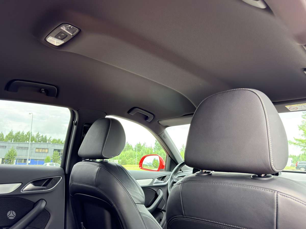Audi Q3, 2.0 l., mpv / minivan