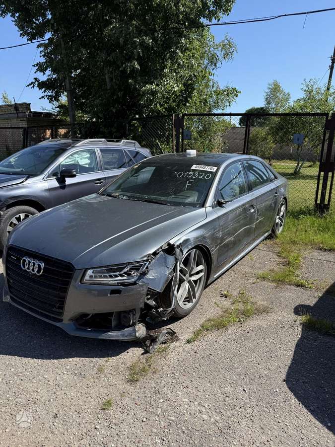 Audi A8 L, 3.0 l., Седан