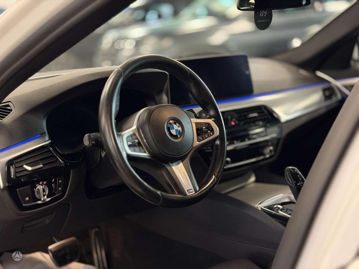 BMW 520, 2.0 l., Универсал