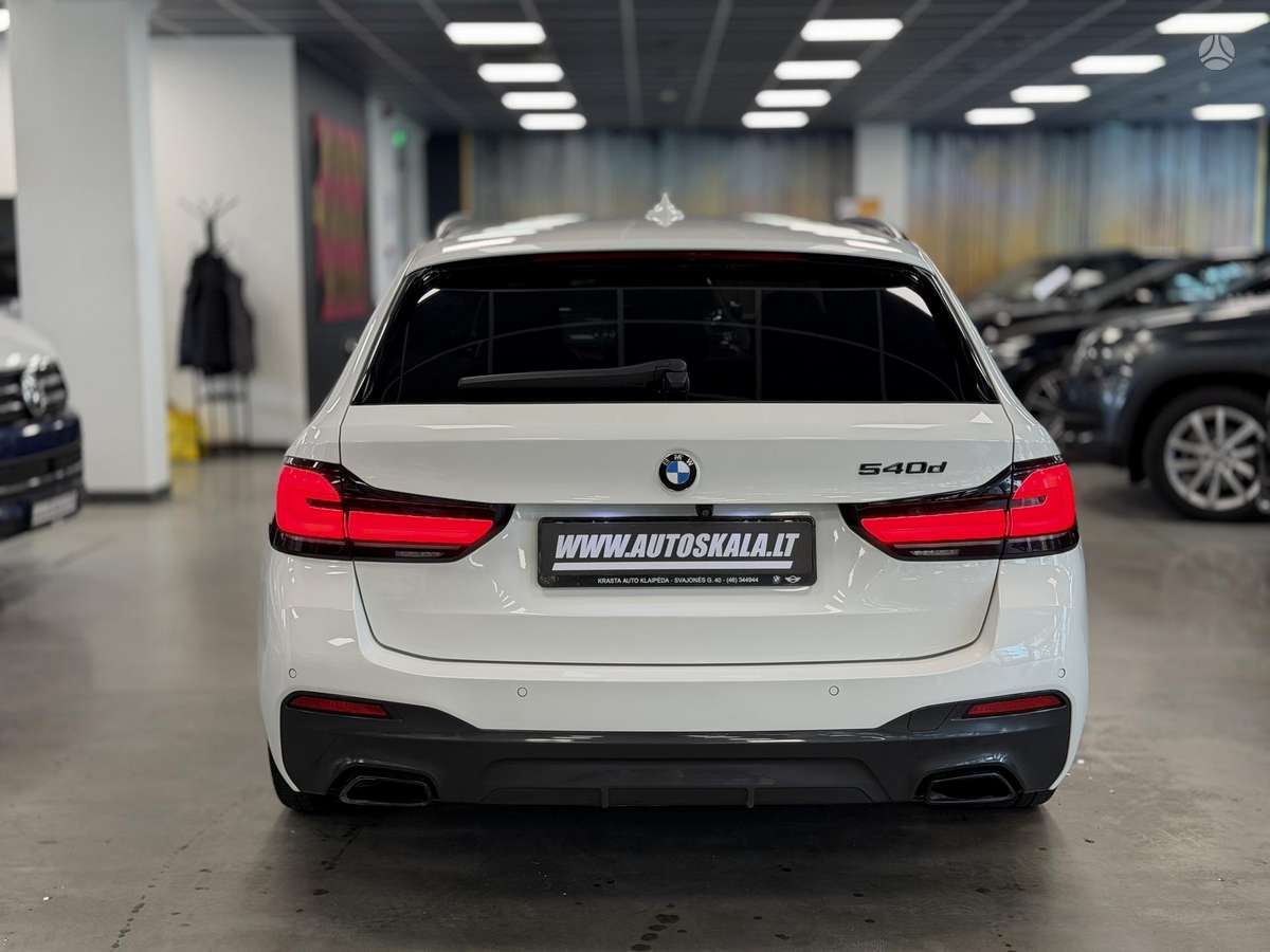 BMW 520, 2.0 l., Универсал