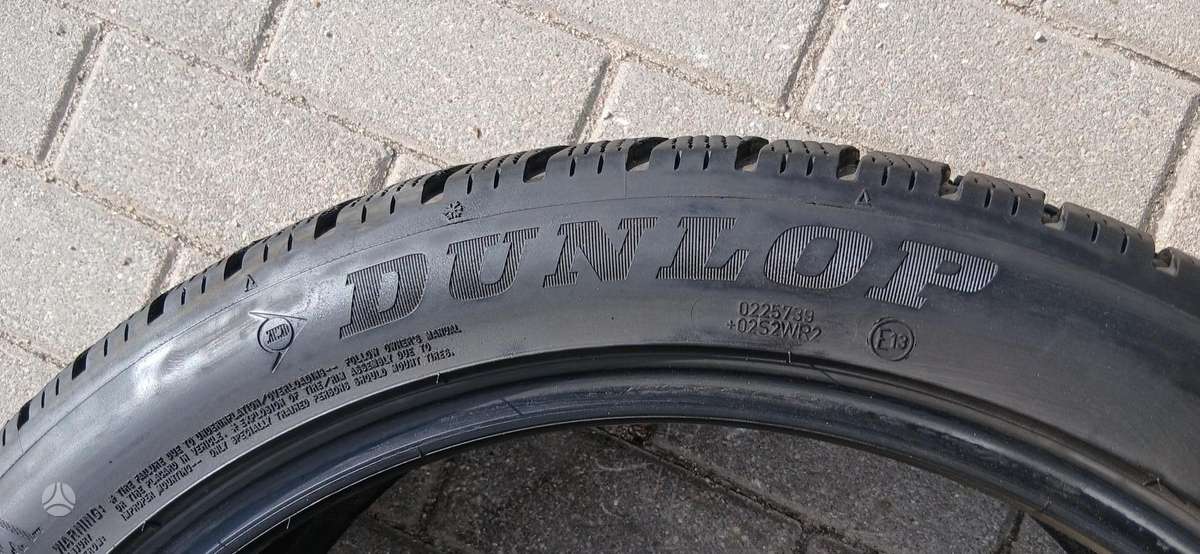 Dunlop, žieminės 235/45 R20