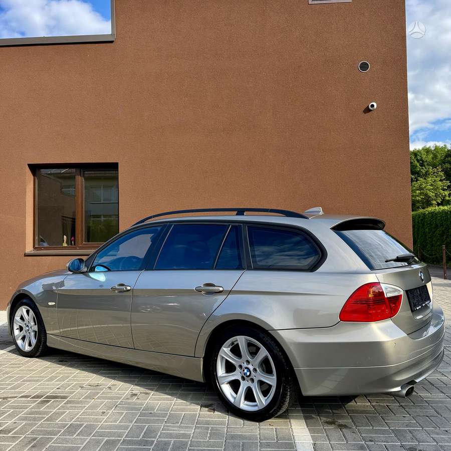 BMW 320, 2.0 l., wagon