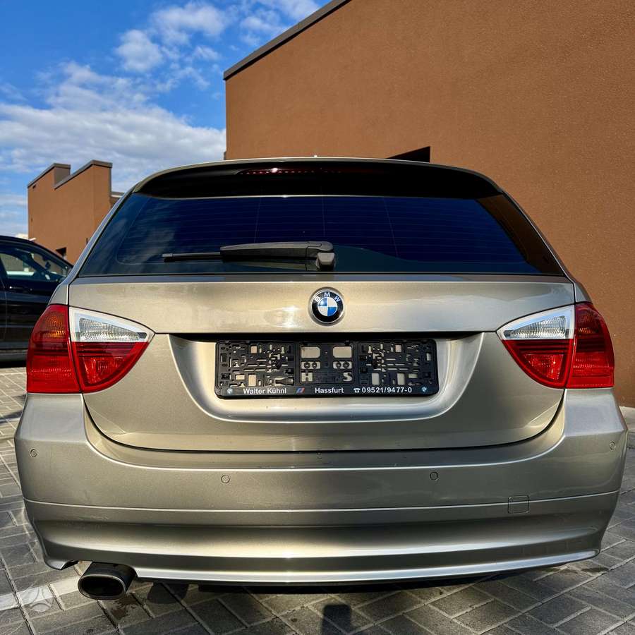 BMW 320, 2.0 l., wagon