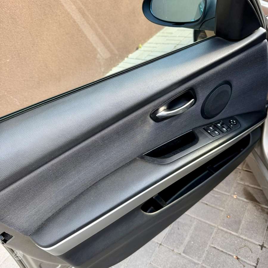 BMW 320, 2.0 l., wagon
