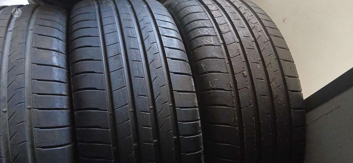 Bridgestone, vasaras 255/55 R19