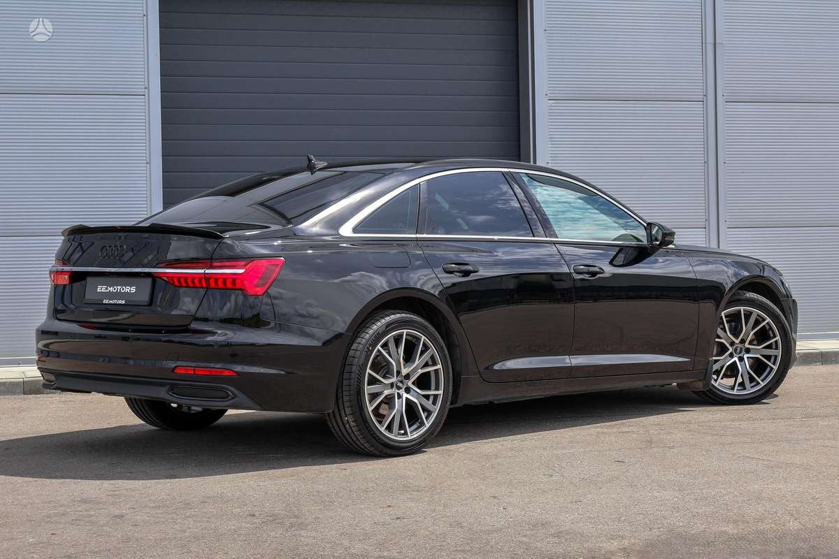Audi A6, 2.0 l., Седан