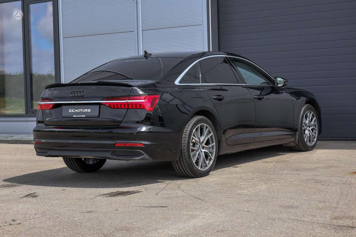 Audi A6, 2.0 l., Седан