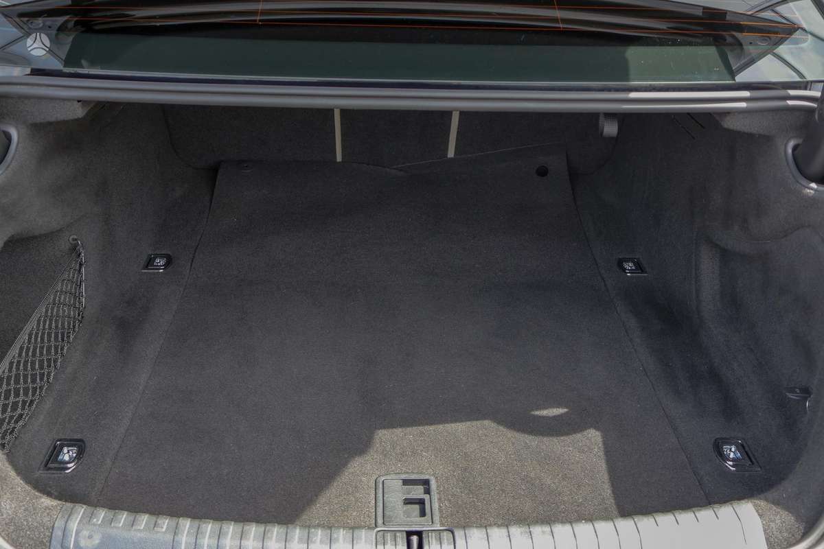 Audi A6, 2.0 l., Седан