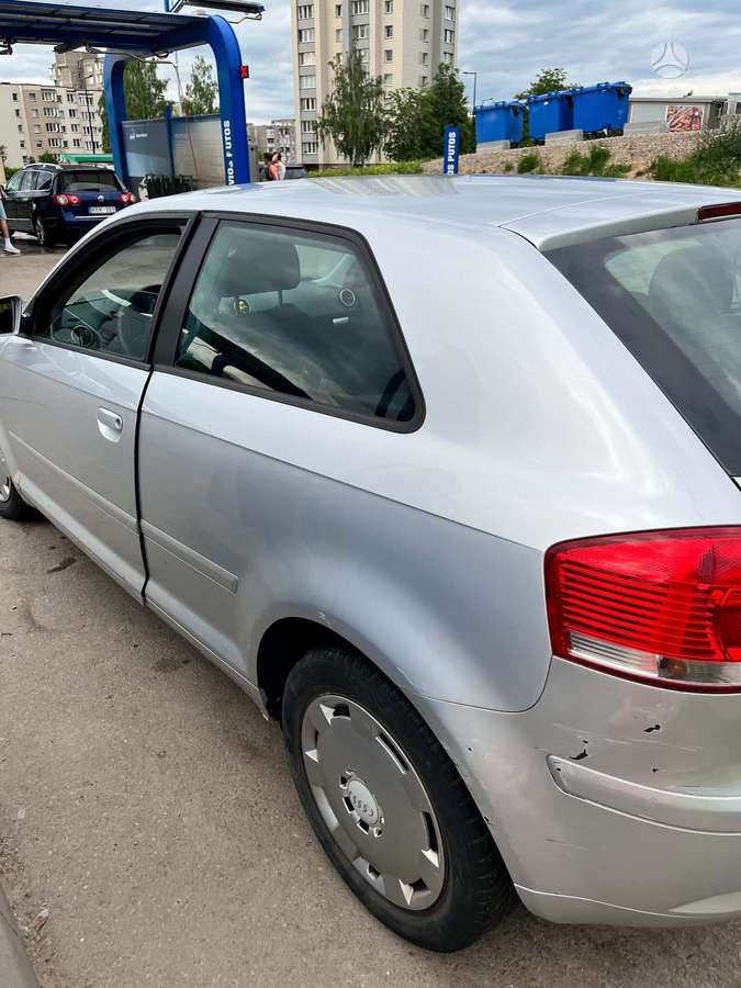 Audi A3, 1.6 l., hatchback