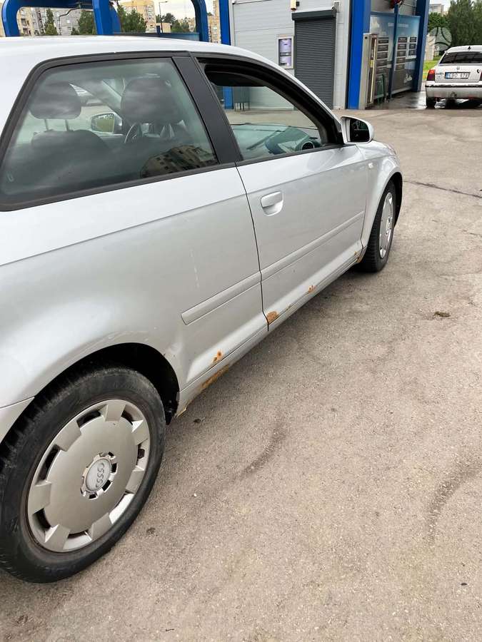 Audi A3, 1.6 l., Хэтчбек