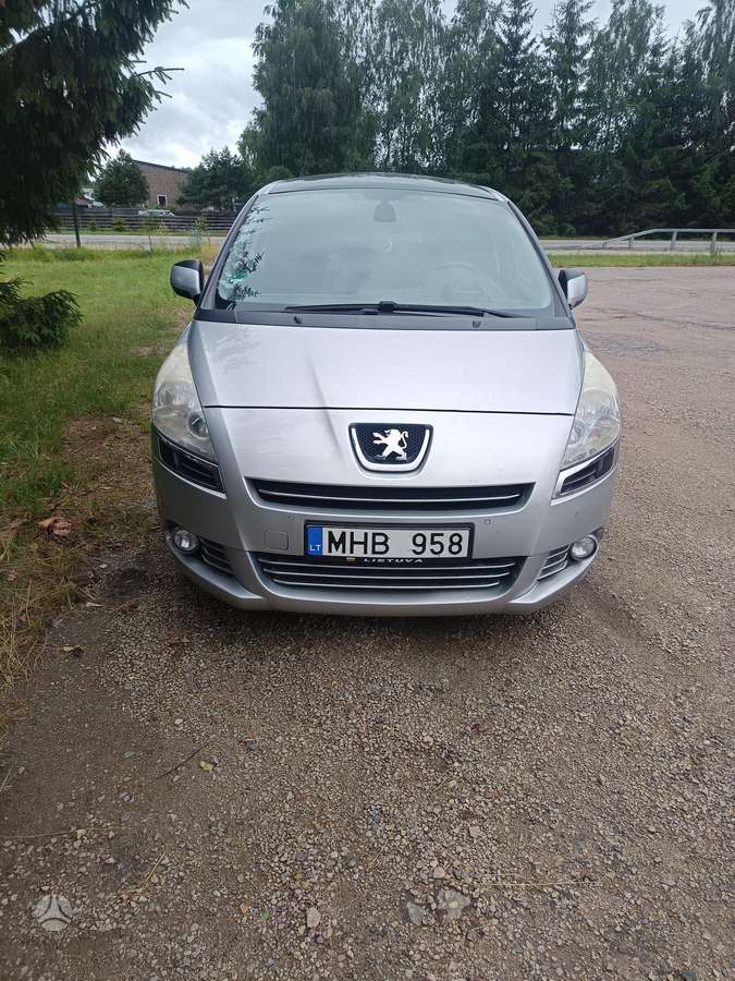 Peugeot 5008